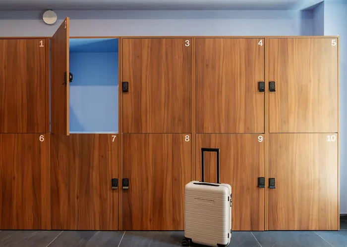 Numa Savi Apartahotel