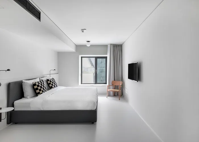 Apartahotel Numa Savi 4*