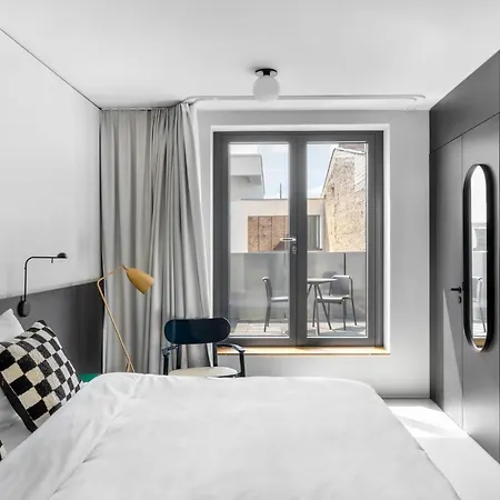 Numa Savi Hotel 4*