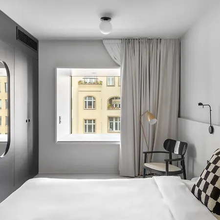 Numa Savi Berlin