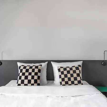 Hotel Numa Savi 4*