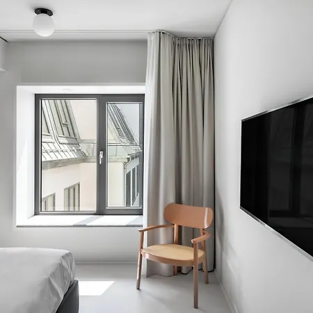 Numa Savi Berlin
