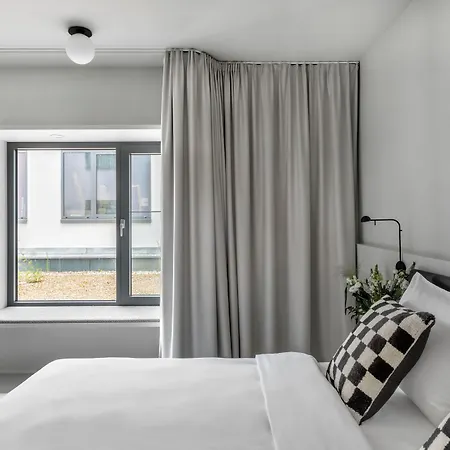 Numa Savi 4* Berlino