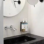 Numa Savi Aparthotel 4*