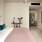 Numa Savi Berlin